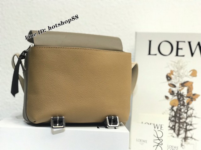 Loewe專櫃新款男包 羅意威military messenger XS小號郵差包 11358 lyw1000